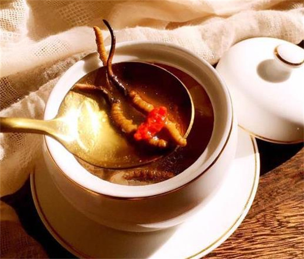 冬蟲(chóng)夏草和高山茶怎么搭配泡茶？
