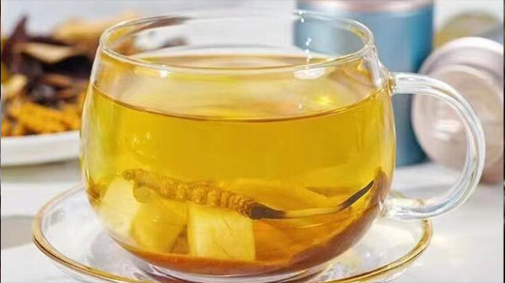 冬蟲夏草可以直接泡水喝嗎？科學(xué)解析與正確方法